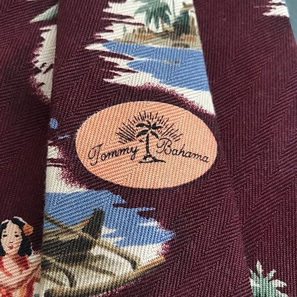Vintage Hawaiian Tommy Bahama Silk Tie EUC - Picture 4 of 4